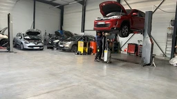 GARAGE LOUIZA