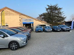 WORLD AUTO GARAGE