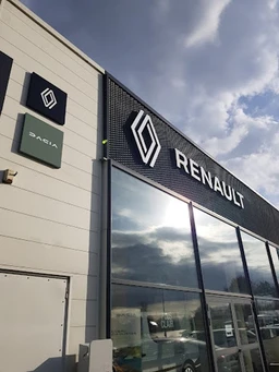 RENAULT ST MACAIRE - Alaire Automobiles